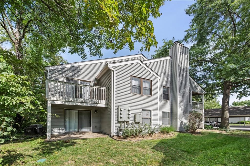 8824 W 106th Terrace — photo 30