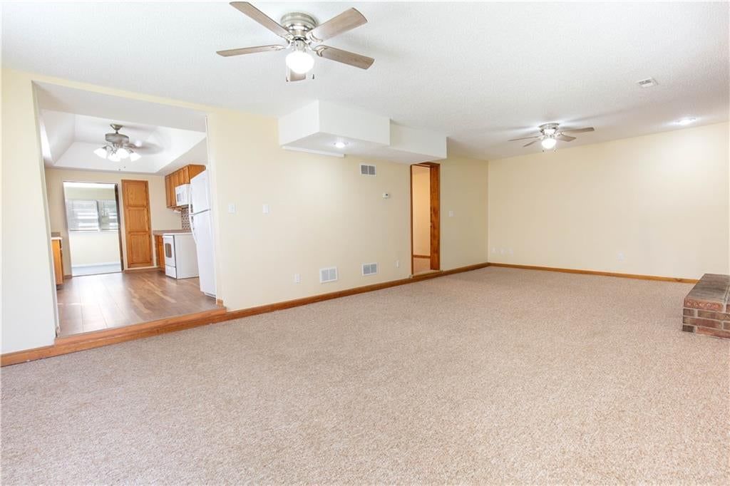 20 Schwartz Avenue — photo 8