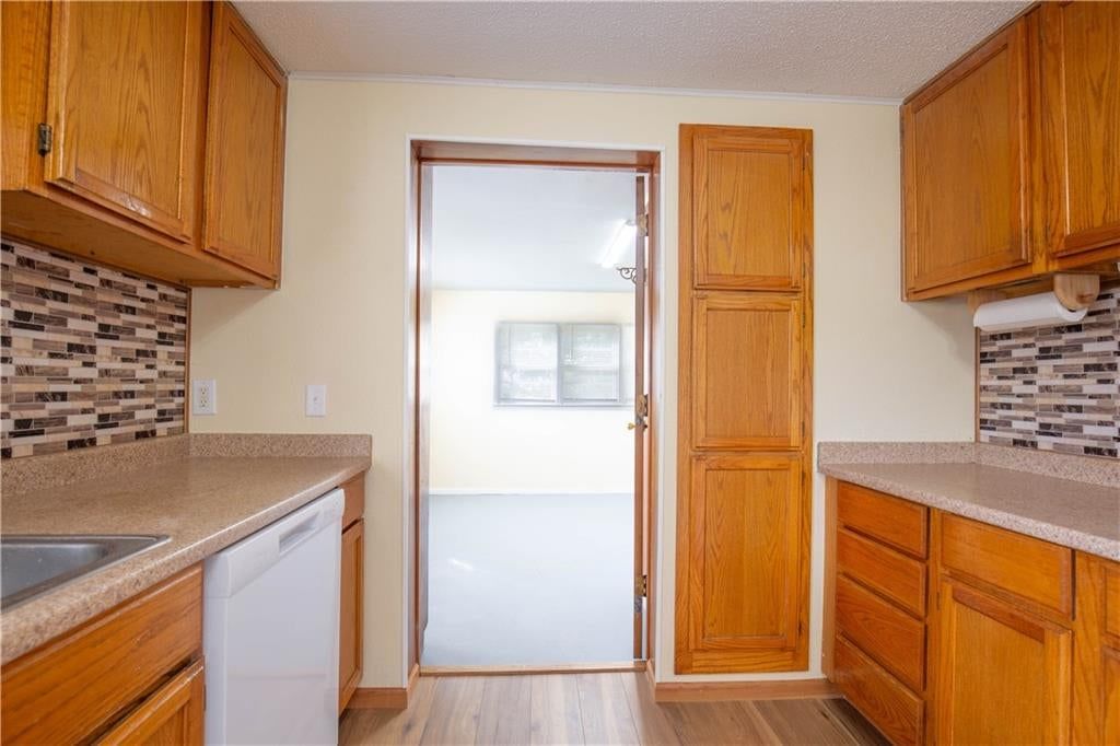 20 Schwartz Avenue — photo 12