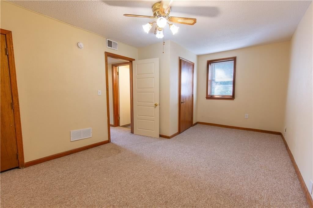 20 Schwartz Avenue — photo 16