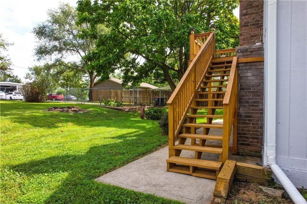 20 Schwartz Avenue — photo 25