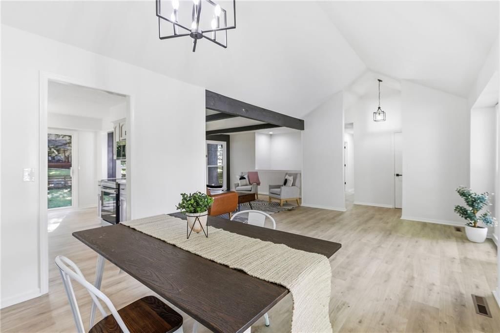 10223 Rosehill Road — photo 9