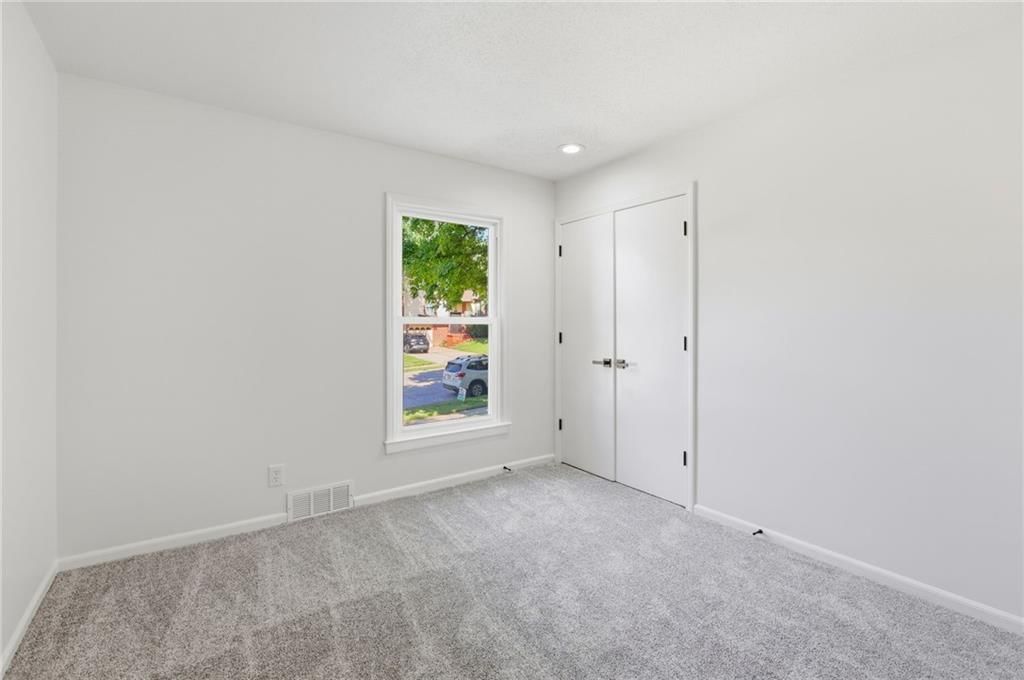 10223 Rosehill Road — photo 21