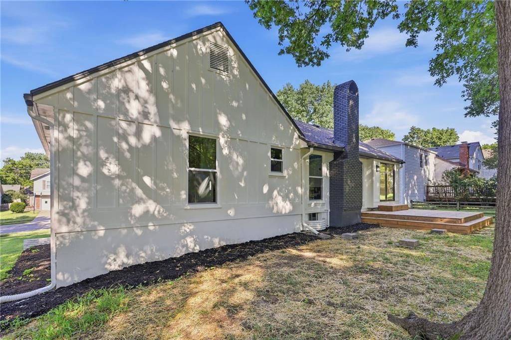 10223 Rosehill Road — photo 36
