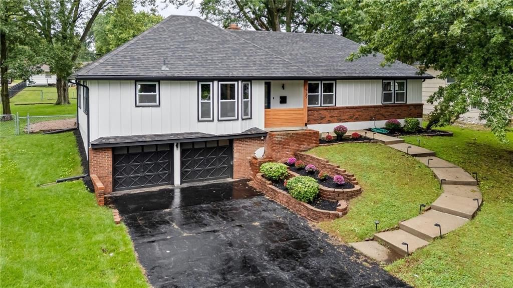 629 E 106th Street, Kansas City, MO