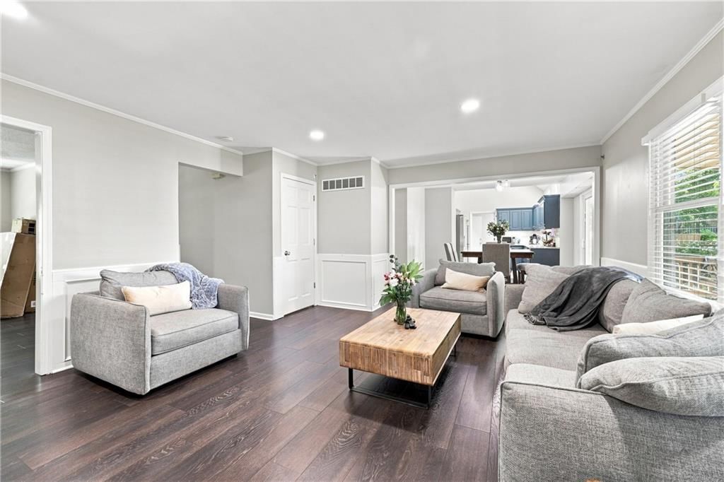14508 W 69th Terrace — photo 3