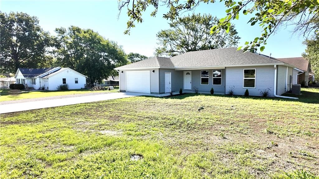 1826 Clay Street — photo 21