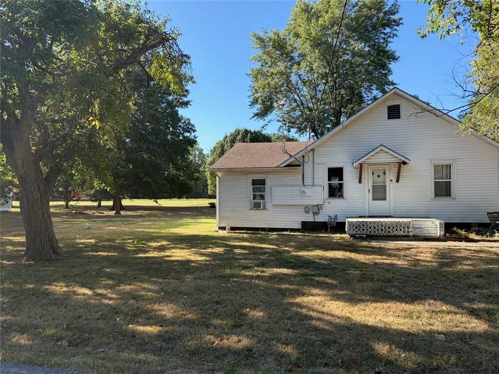 3600 Grand Avenue — photo 27
