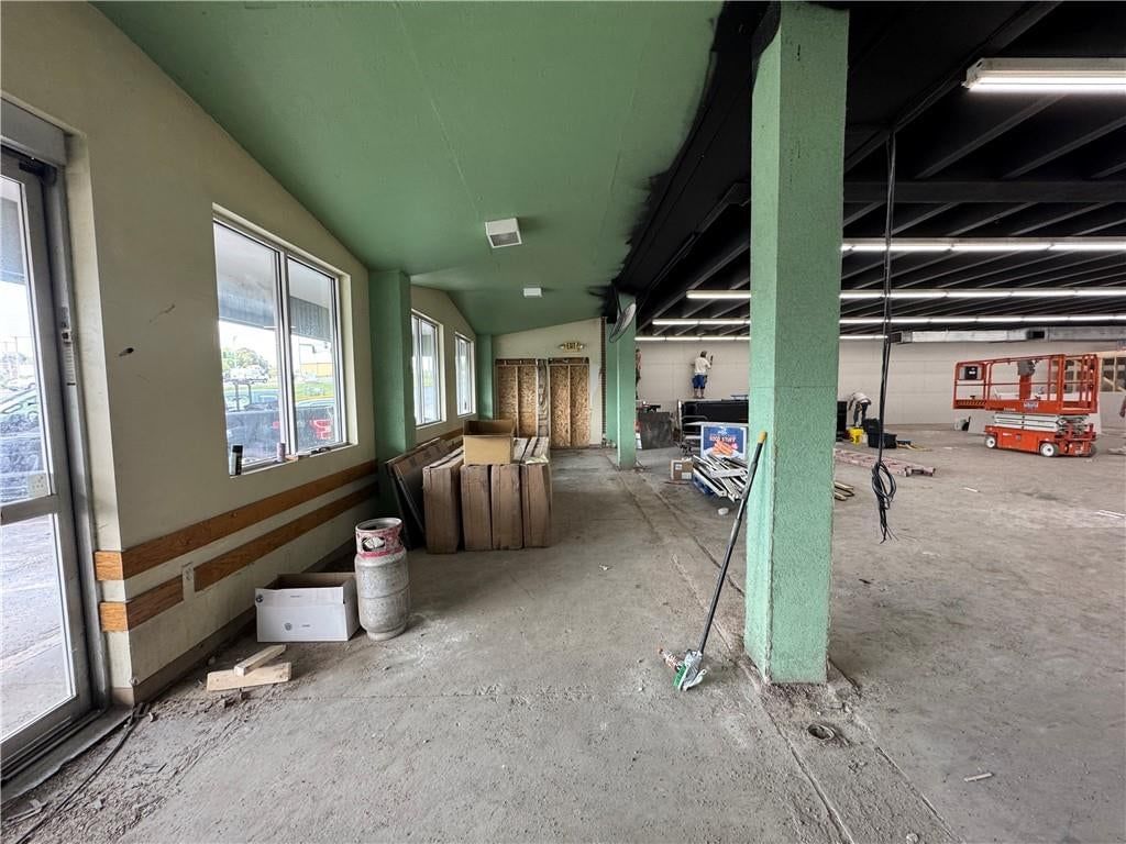 3225 N Belt Highway — photo 4
