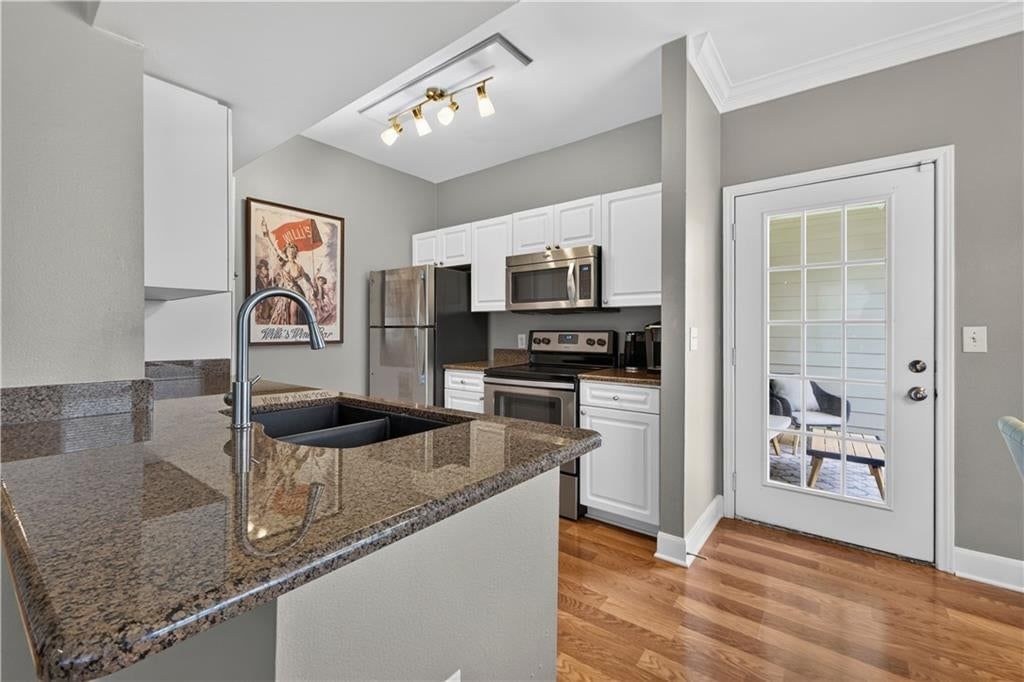 Photo 8 of 28, 11610 Tomahawk Creek Parkway #K, Leawood, KS 66211