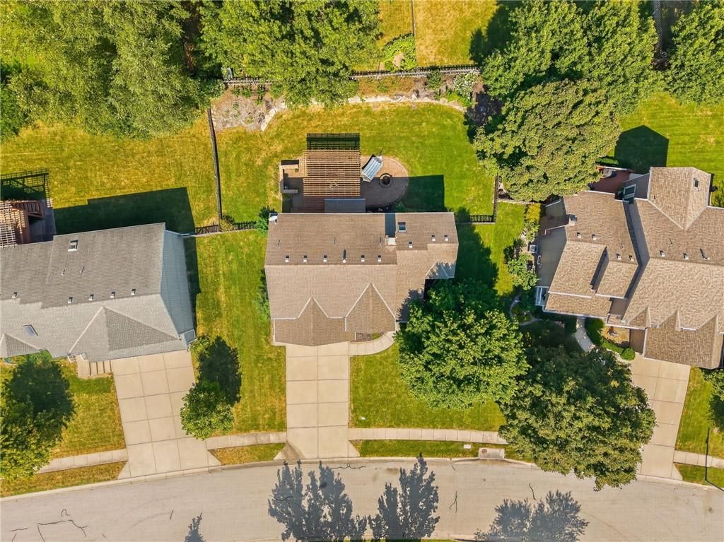 Photo 8 of 50 - 1312 Hillary Drive, Liberty, MO 64068