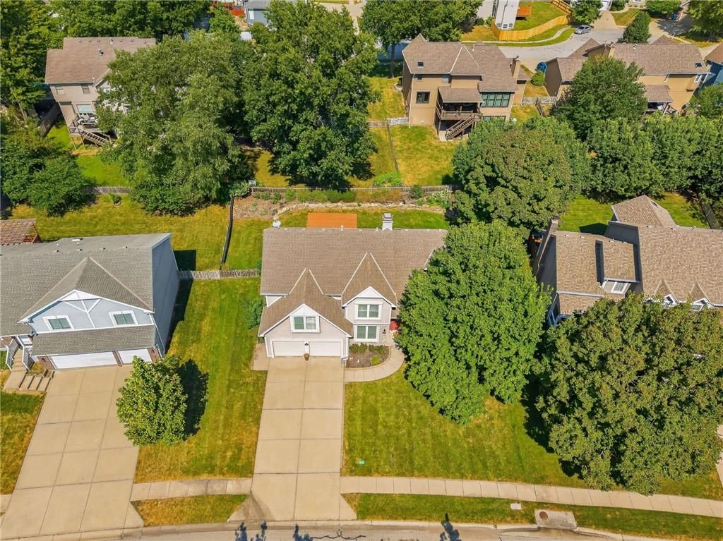 Photo 9 of 50 - 1312 Hillary Drive, Liberty, MO 64068