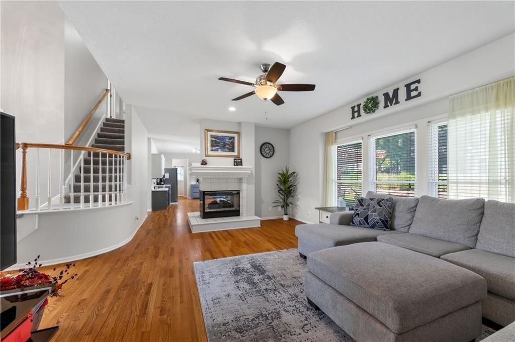 Photo 21 of 50 - 1312 Hillary Drive, Liberty, MO 64068