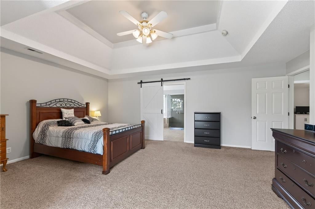 Photo 32 of 50 - 1312 Hillary Drive, Liberty, MO 64068