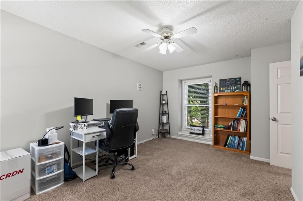 Photo 45 of 50 - 1312 Hillary Drive, Liberty, MO 64068