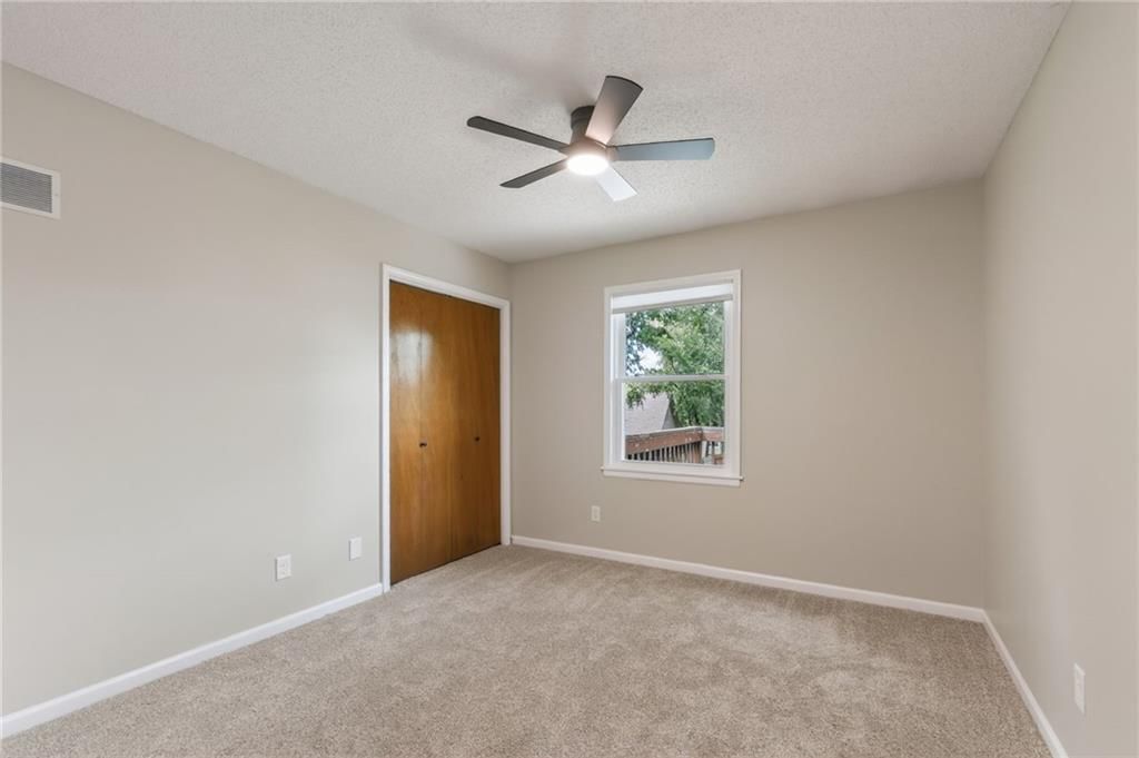 1109 NW Forest Drive — photo 17