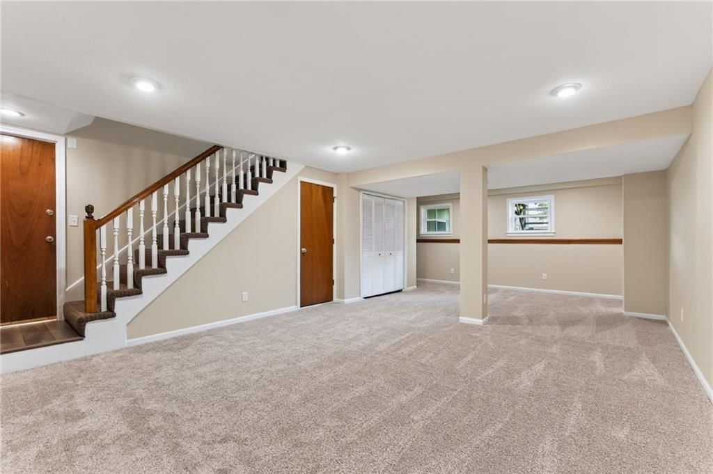 1109 NW Forest Drive — photo 31