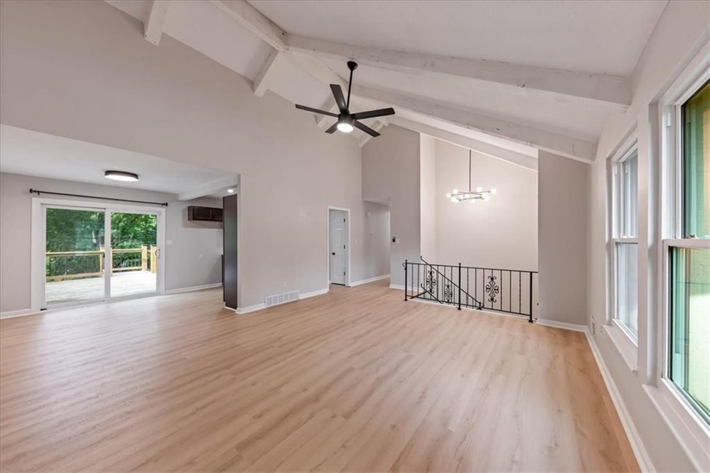 Photo 5 of 24, 513 Stacey Drive, Belton, MO 64012