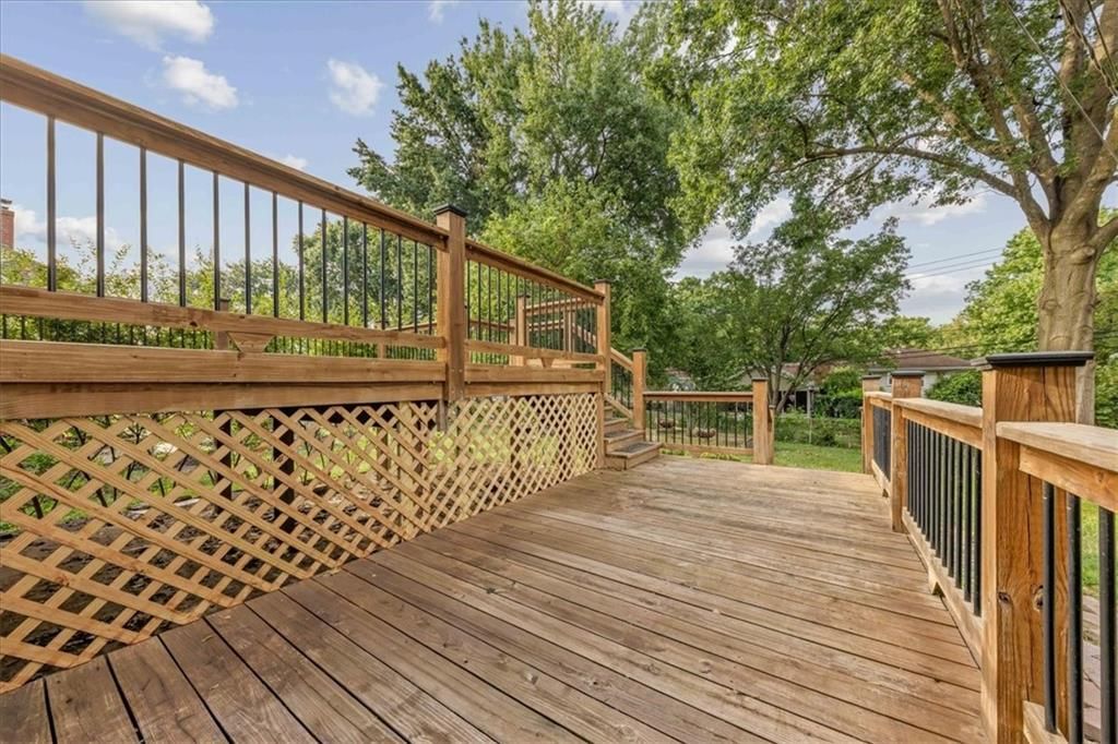 Photo 22 of 24 - 513 Stacey Drive, Belton, MO 64012