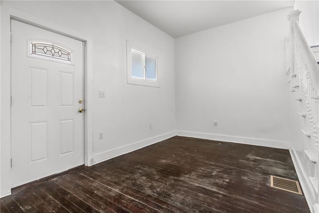 1322 Yecker Avenue — photo 8