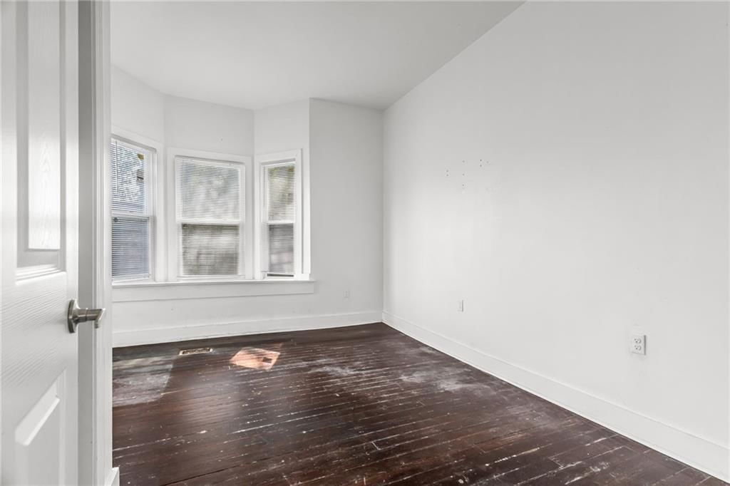 1322 Yecker Avenue — photo 14