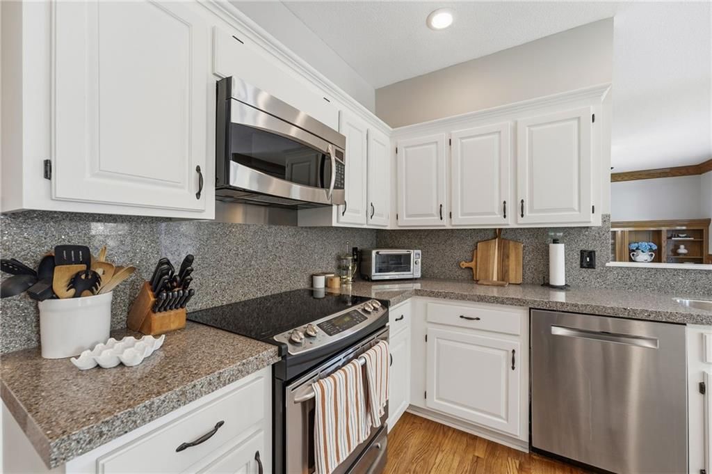 10004 W 125 Terrace — photo 23