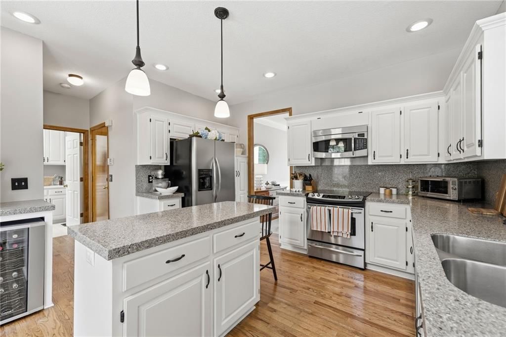 10004 W 125 Terrace — photo 25