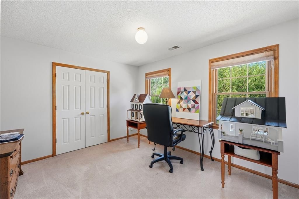 10004 W 125 Terrace — photo 31