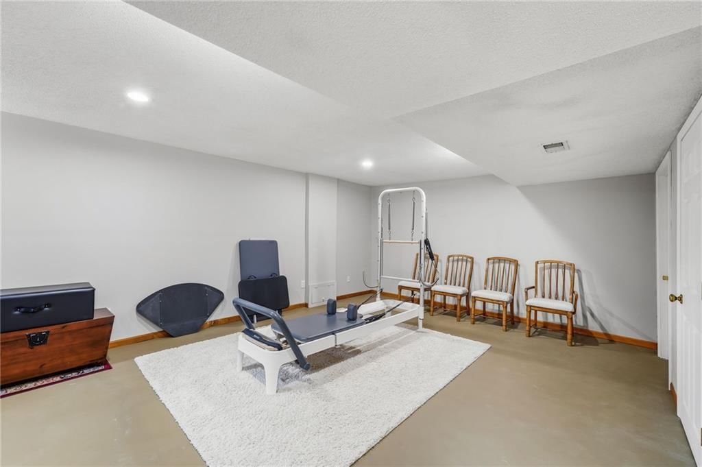 10004 W 125 Terrace — photo 48