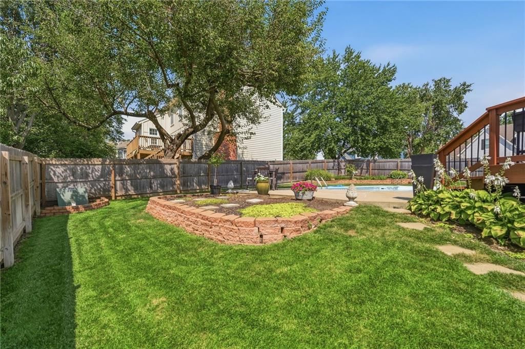 10004 W 125 Terrace — photo 49