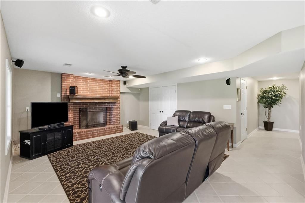 10423 Ridgeview Ave. — photo 25