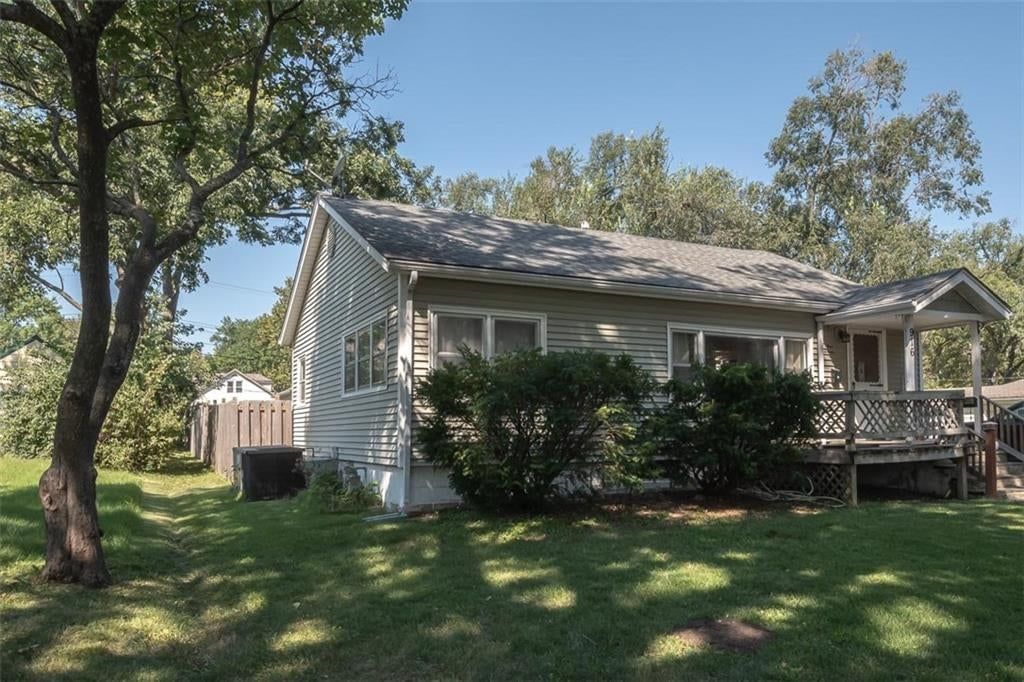 916 S Maple Street — photo 28