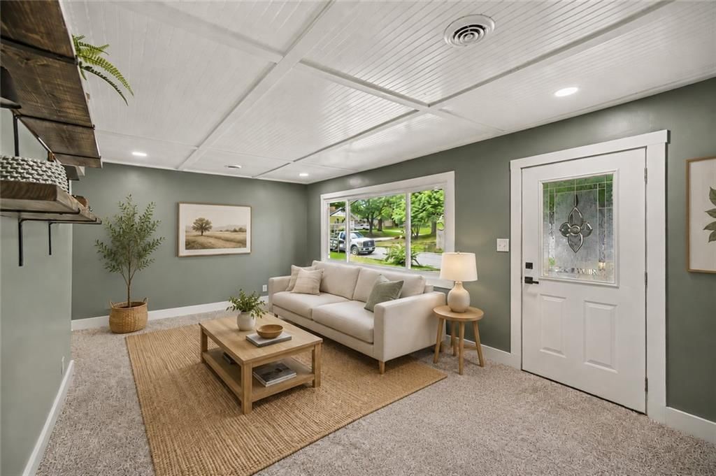 2409 Linden Drive — photo 5