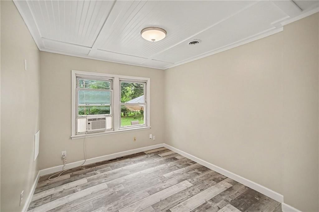 2409 Linden Drive — photo 13