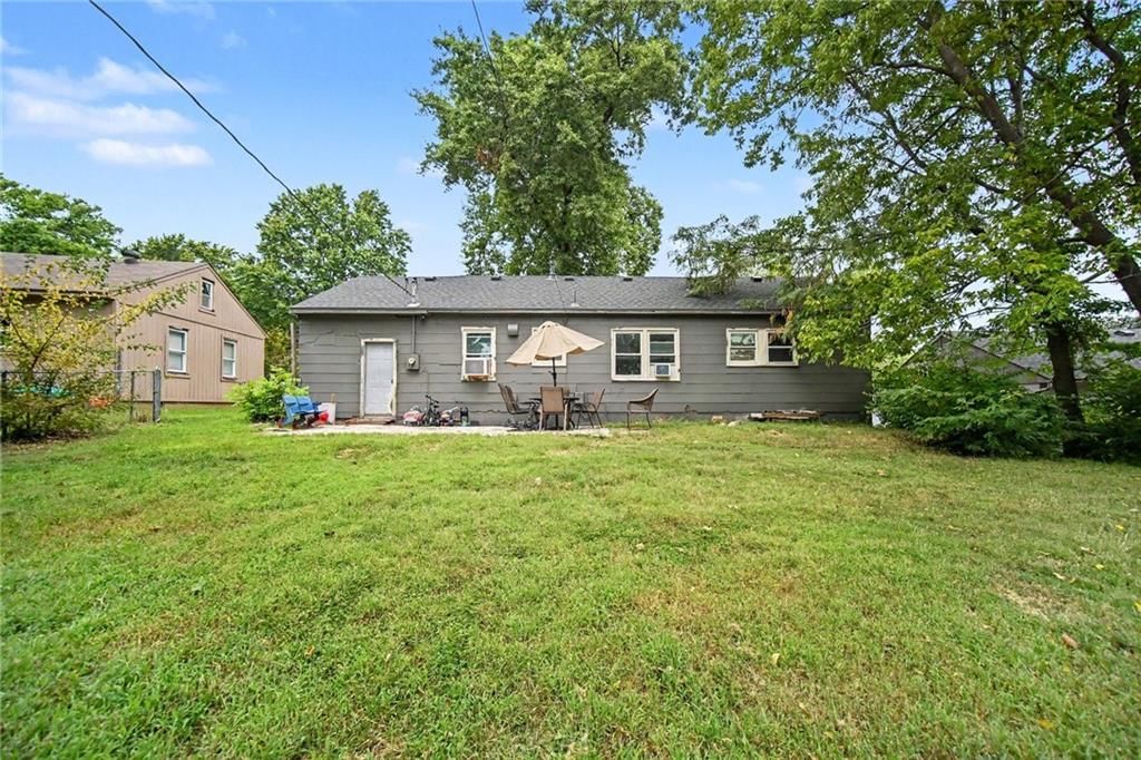 2409 Linden Drive — photo 17