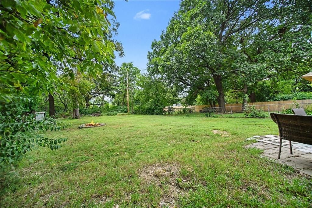 2409 Linden Drive — photo 19