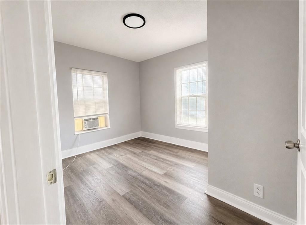326 Bales Avenue — photo 5