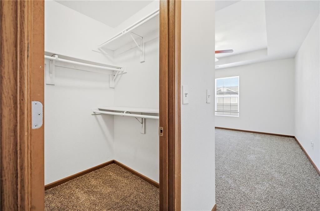 10345 Sloan Avenue — photo 16