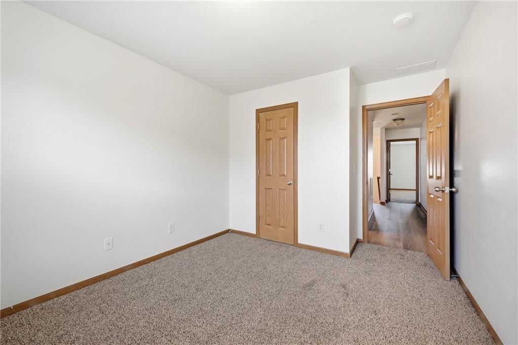 10345 Sloan Avenue — photo 19