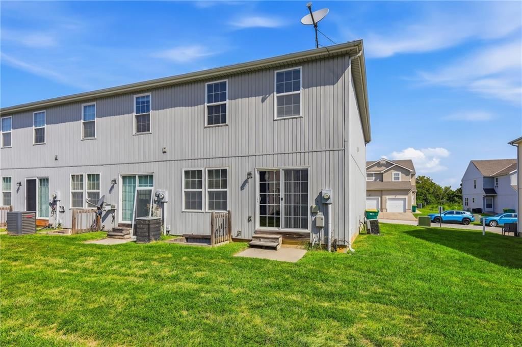 10345 Sloan Avenue — photo 25
