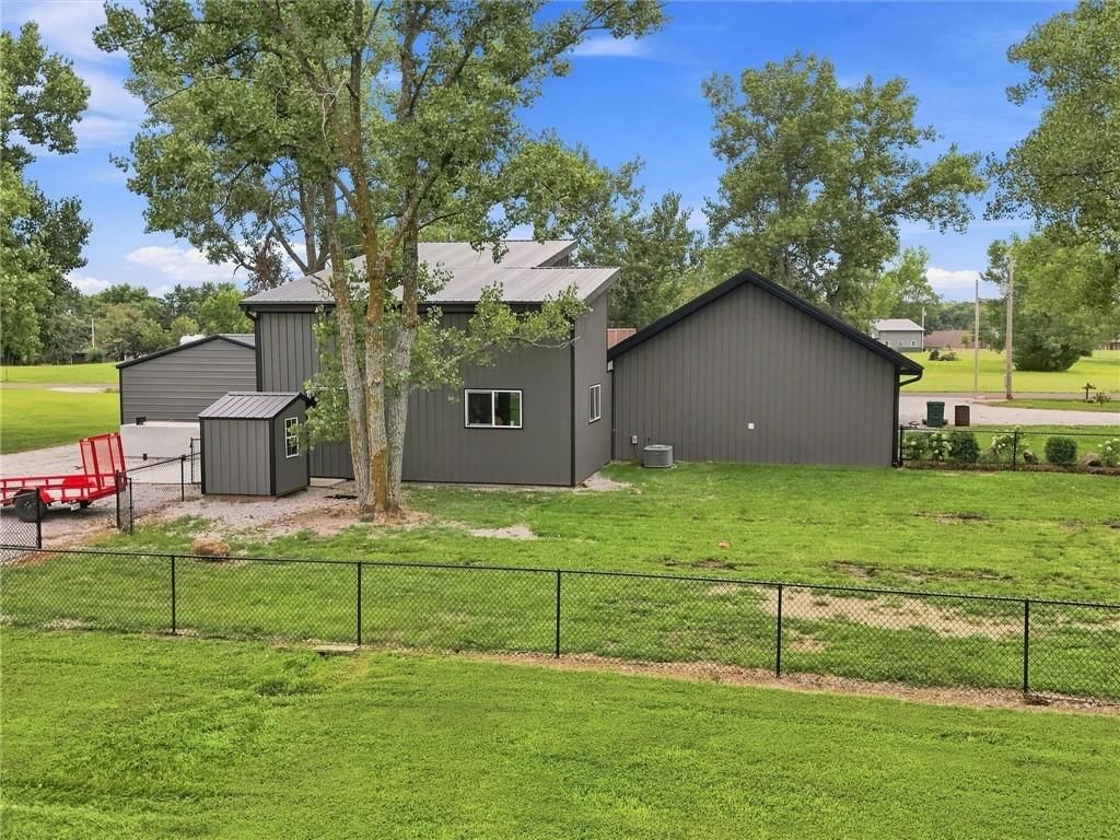 1933 Lake Viking Terrace — photo 39