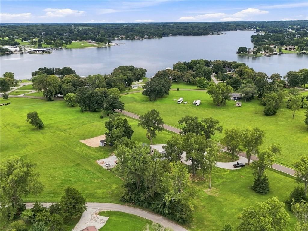 1933 Lake Viking Terrace — photo 49