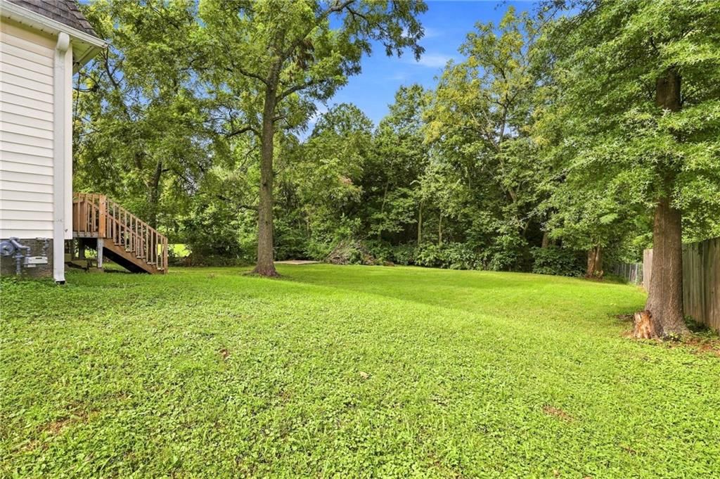 810 N Holden Street — photo 20
