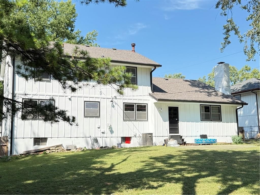 12813 Craig Avenue — photo 71