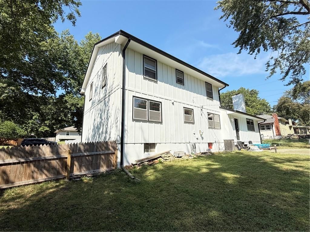 12813 Craig Avenue — photo 73