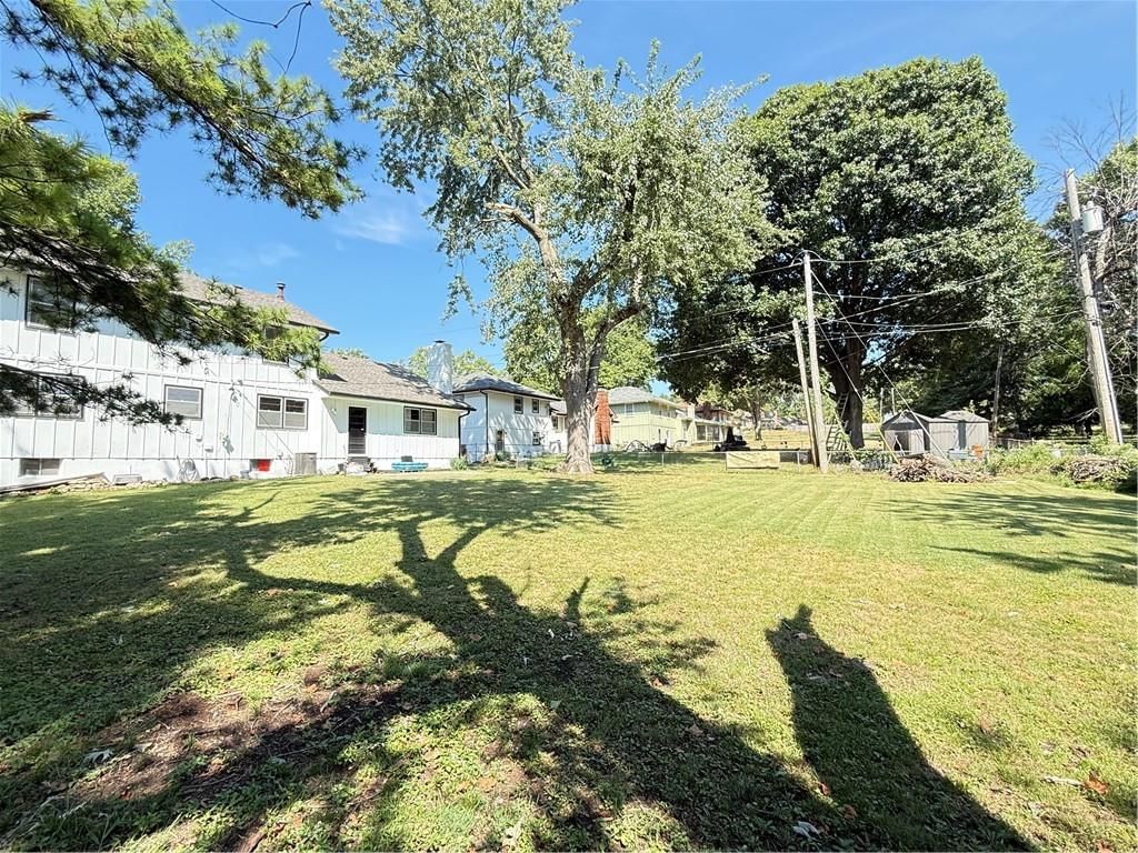 12813 Craig Avenue — photo 75
