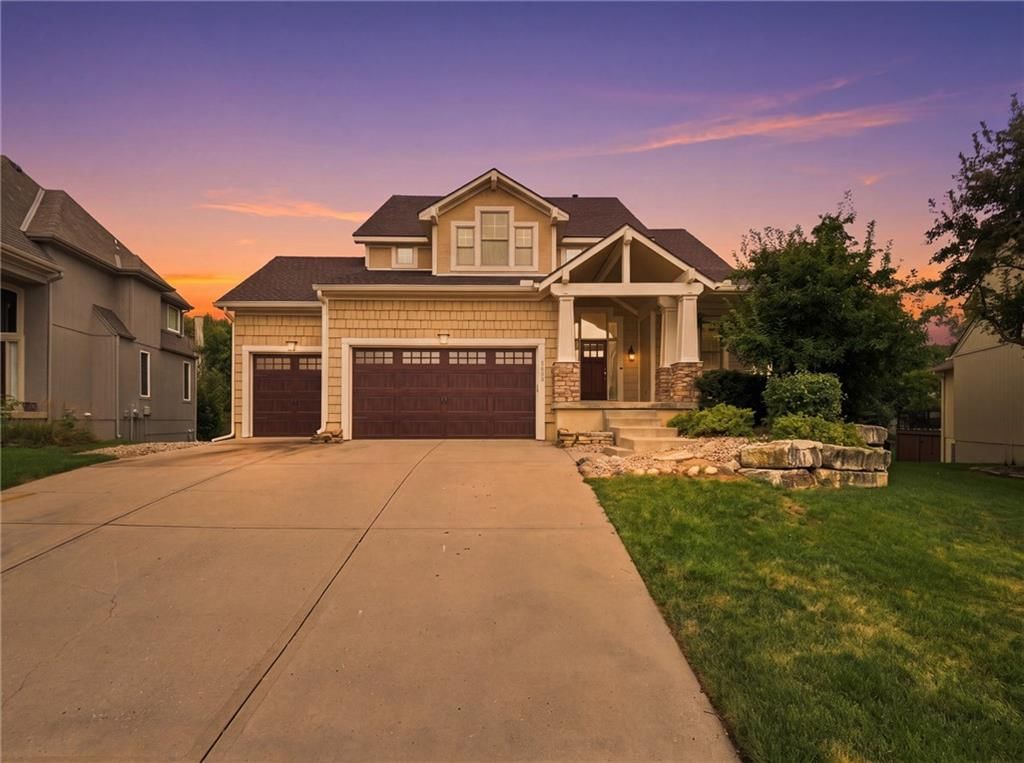 Photo 6 of 86 - 5415 W 161st Terrace, Overland Park, KS 66085
