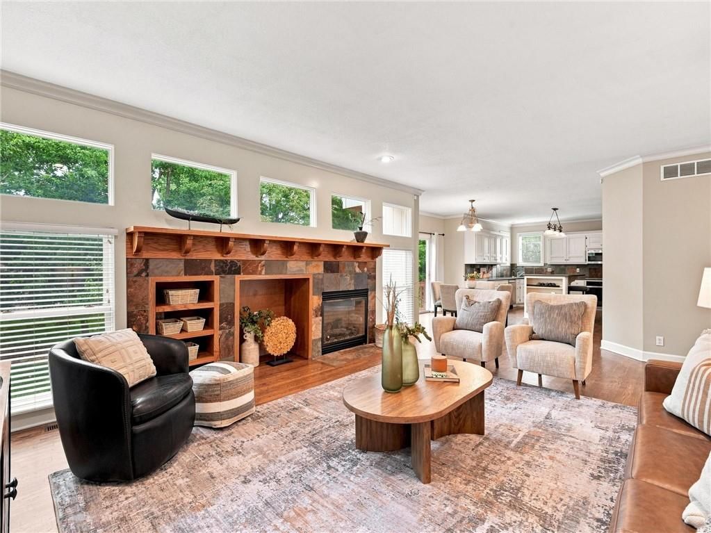 Photo 12 of 86 - 5415 W 161st Terrace, Overland Park, KS 66085