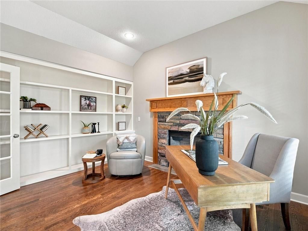 Photo 15 of 86 - 5415 W 161st Terrace, Overland Park, KS 66085