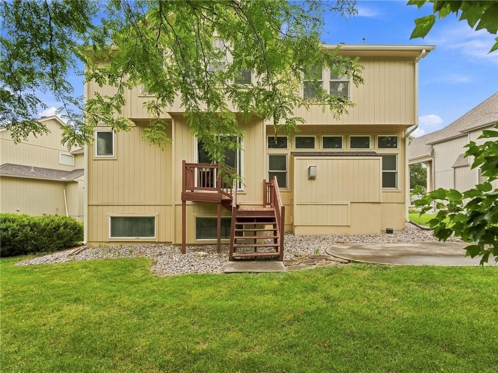 Photo 70 of 86 - 5415 W 161st Terrace, Overland Park, KS 66085